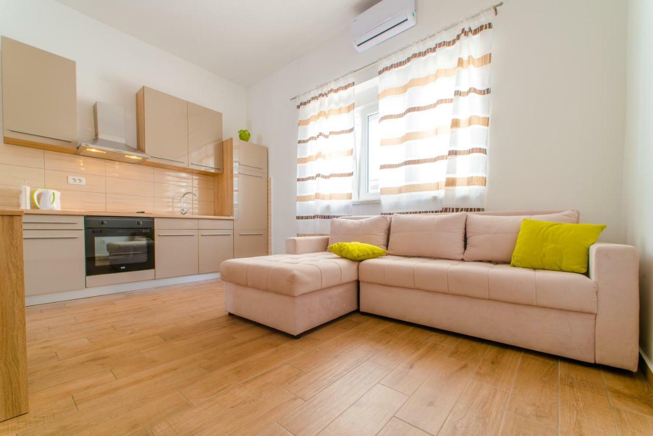 Red Rose Apartment Split Ngoại thất bức ảnh